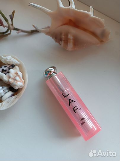 Помада блеск для губ