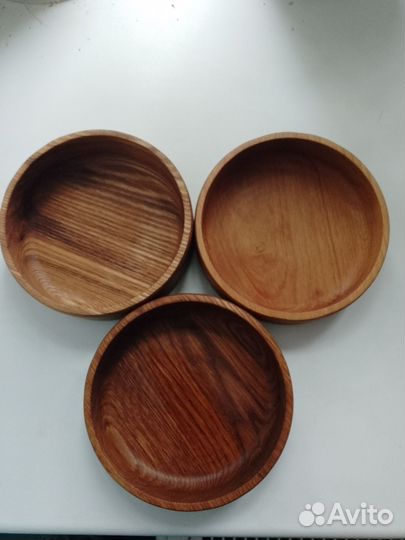 Деревянная тарелка