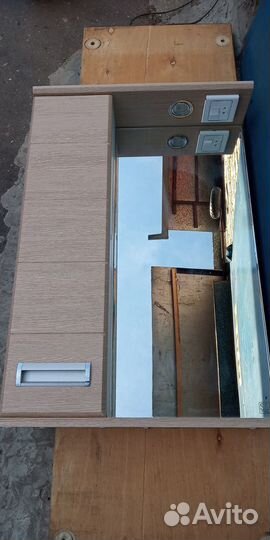 Зеркало-шкаф Ирис Style Line Не новый