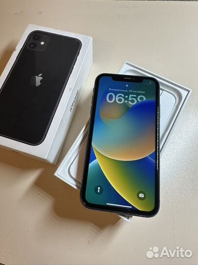iPhone 11, 64 ГБ