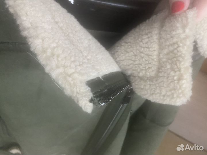 Укороченная куртка дубленка бомбер