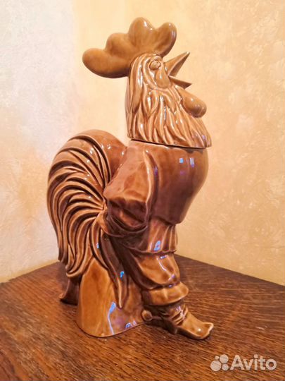 Фарфоровой штоф