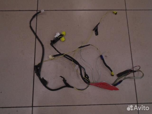 Проводка салона (жгут) Pontiac Vibe 2002-2008