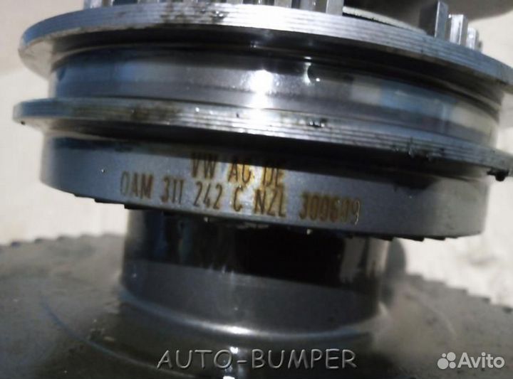 Вторичный вал № 3 с шестерней заднего хода