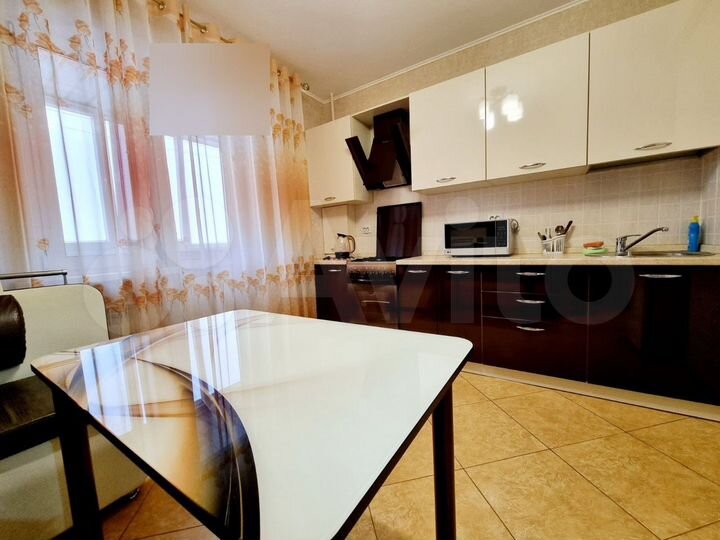 2-к. квартира, 55 м², 9/10 эт.