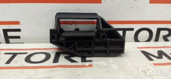 Крепление радиатора Bmw 7-Series E65 N62B40A 2007