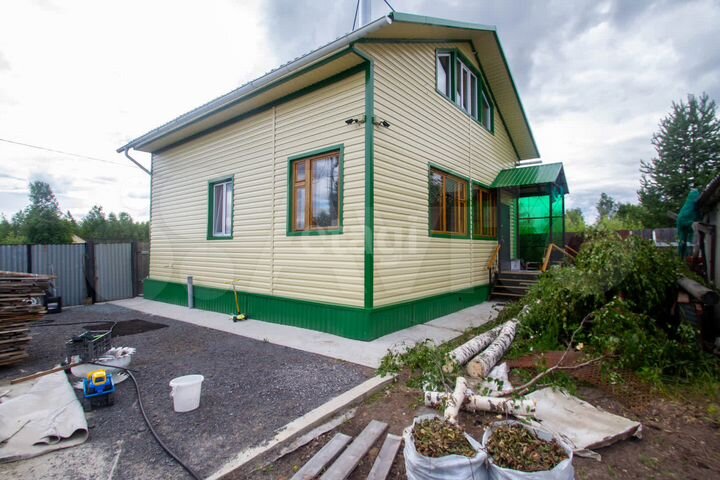 Дача 121 м² на участке 9,5 сот.