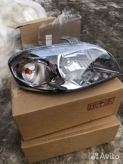Фара правая chevrolet aveo T-250, механика 05-11