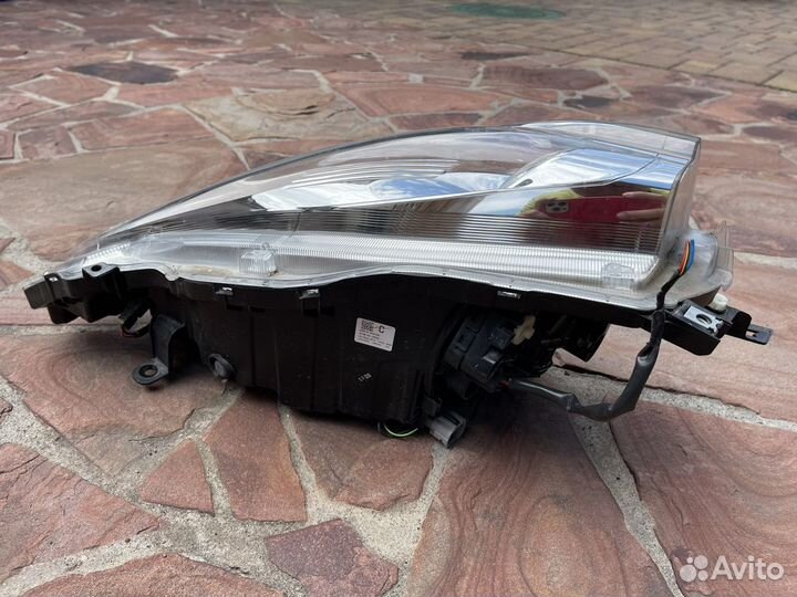 Фара (правая) для Nissan Leaf