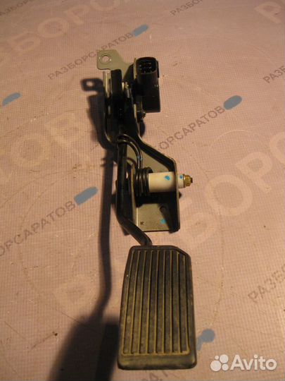 Педали Ниссан Альмера Классик