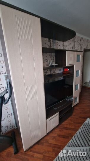 Стенка в гостиную