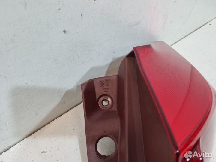 Фонарь задний правый Toyota Rav4 40 2013-2016