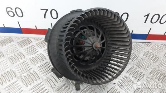 Моторчик печки opel zafira B (HBR05KK01)