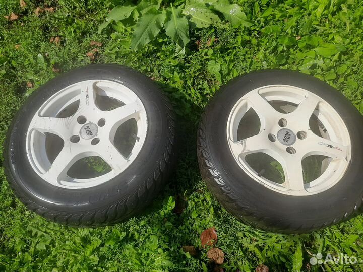 Sava Eskimo Stud 175/65 R14