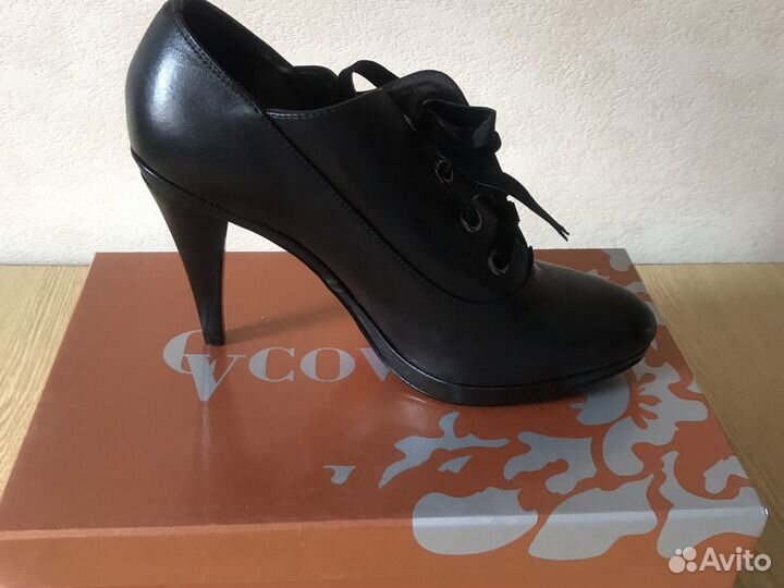 Ботинки женские