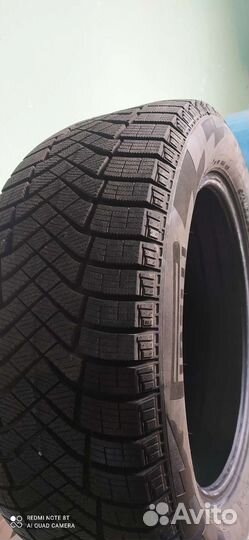 Pirelli Ice Zero FR 235/55 R18 104T