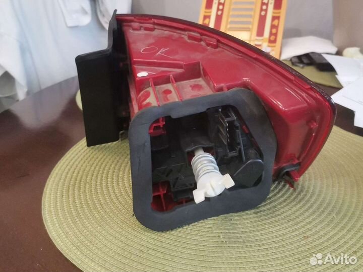 Задний левый фонарь jetta 6