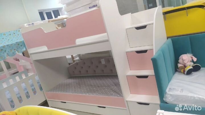 Двухъярусная кровать/двухспальная кровать