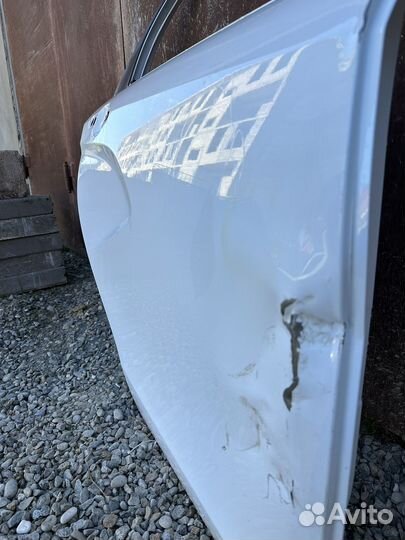 Дверь задняя правая веста