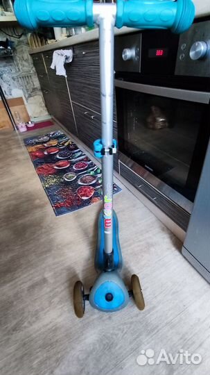 Самокат Микар