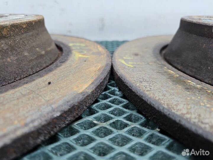 Диски тормозные задние Volkswagen Tiguan 5N2 2.0