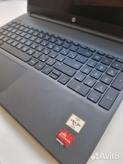 Ультрабук HP Laptop 15s-eq1143ur 8GB/SSD M2 256 GB