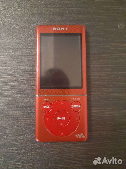 Плеер Sony Walkman NWZ-E473 4Gb красный