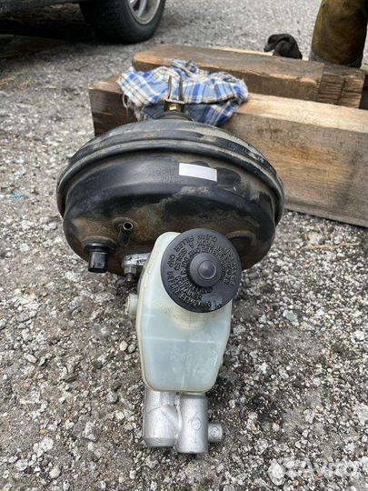 Главный тормозной цилиндр Toyota Cresta jzx100