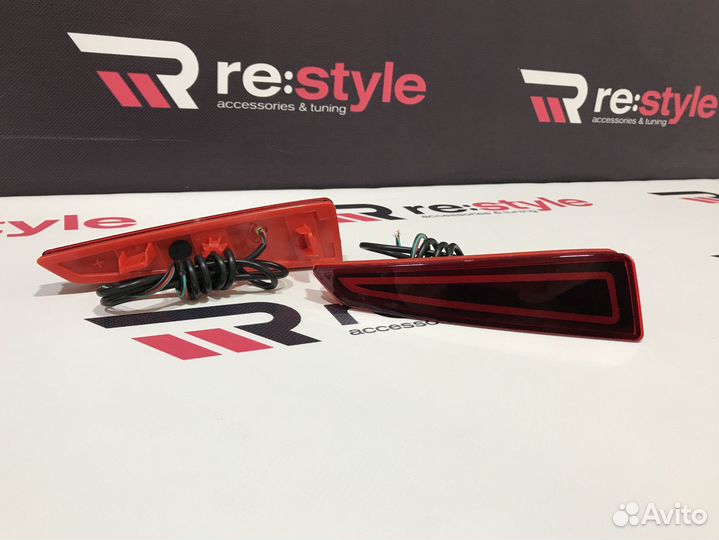 Фонари в задний бампер Lexus RX350