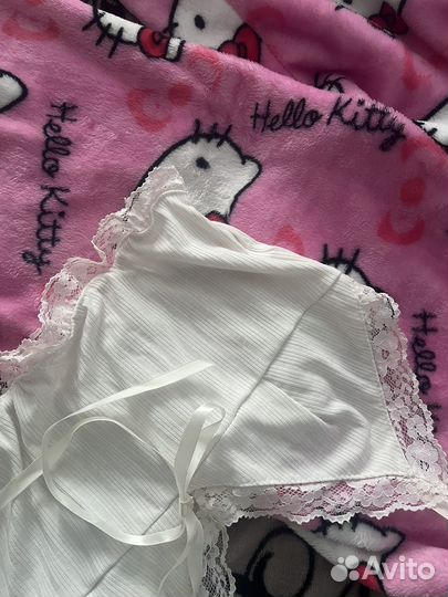 Белый топ y2k