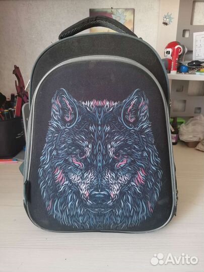 Школьный рюкзак
