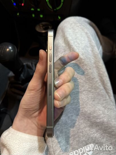 iPhone 15 Pro, 256 ГБ