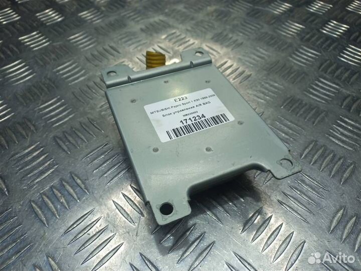 Блок управления AIR BAG mitsubishi Pajero Sport 1