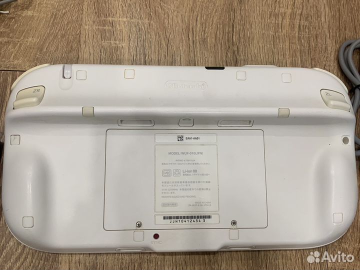 Nintendo Wii U 32GB +SD 128GB игры