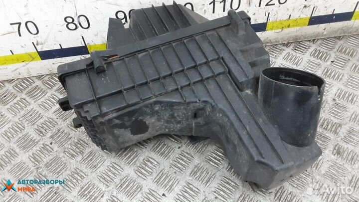 Корпус воздушного фильтра Citroen C5 2 2008