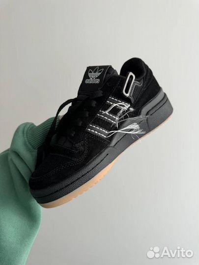 Кроссовки женские adidas forum black