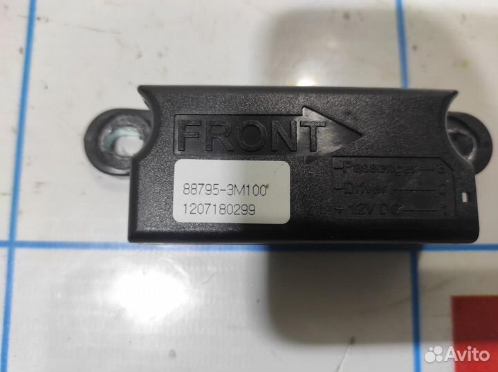 Датчик Ssang Yong Actyon New 887953M100. Положения подголовника