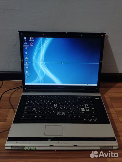 Ноутбук toshiba модель на фото