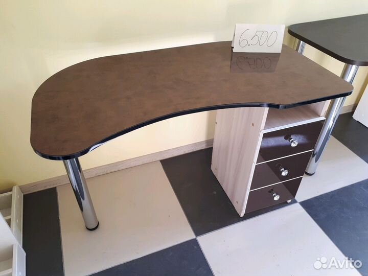 Туалетный столик