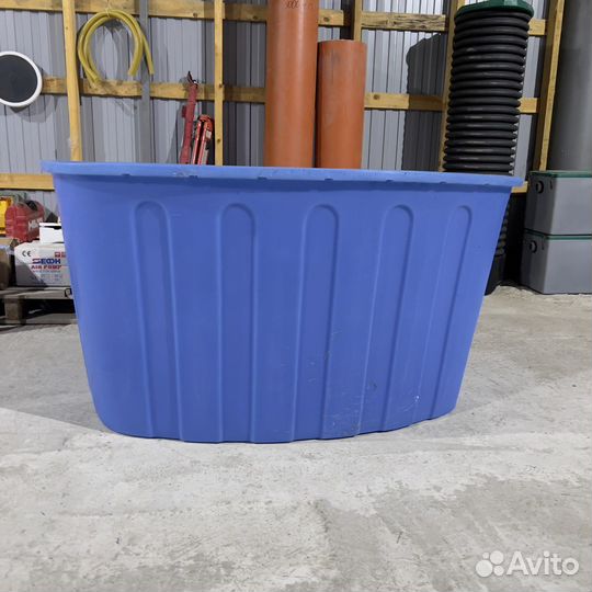 Ванна из пластика