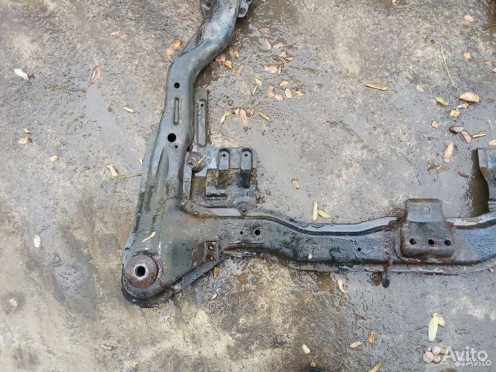 Подрамник передний Hyundai Elantra 3 2003-2010