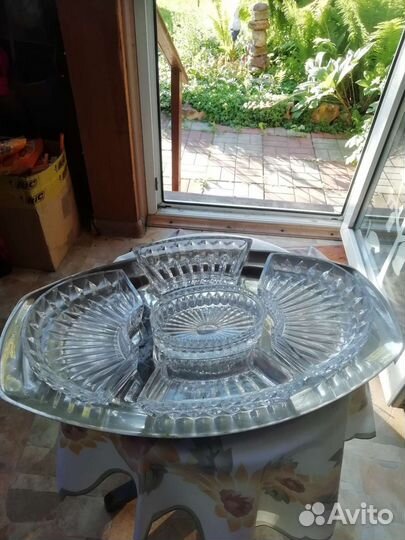 Менажница. Вазочки. Заварники. Пиалы