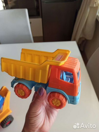 Грузовики, самосвалы, модельки