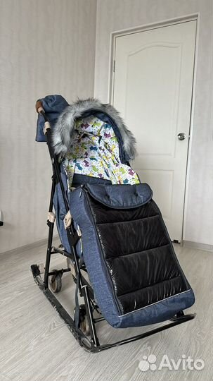 Санки утепленные с ручкой