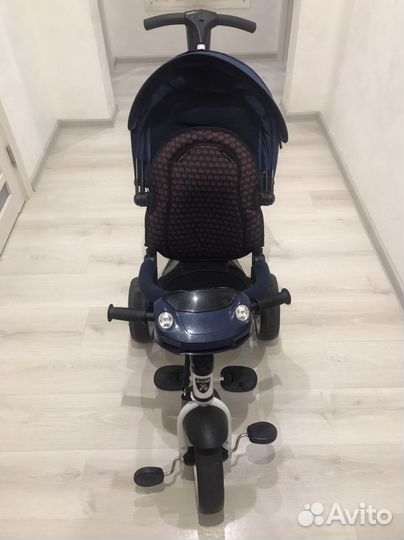 Трехколесный велосипед