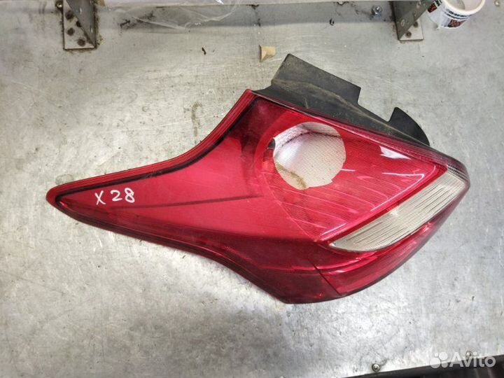 Фонарь задний левый Ford Focus 3 хэтчбек 2.0