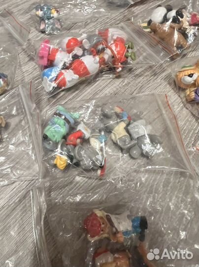 Игрушки из киндер сюрприза Kinder Surprise