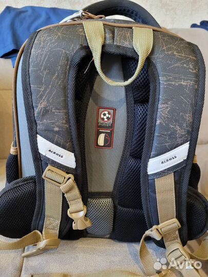 Портфель школьный для мальчика новый