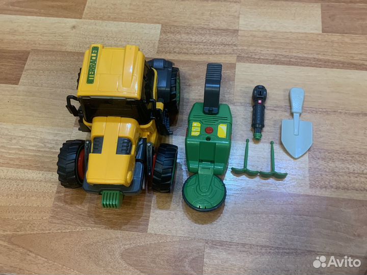 Тобот T Трактор