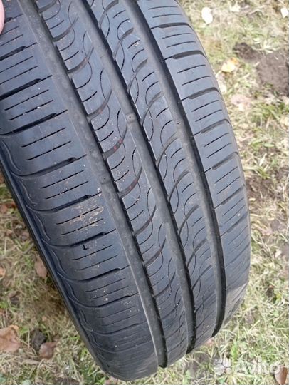 Kumho Sense KR26 215/65 R16